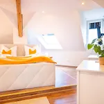 Greentreehomes - Penthouse Oak Apartamento *
