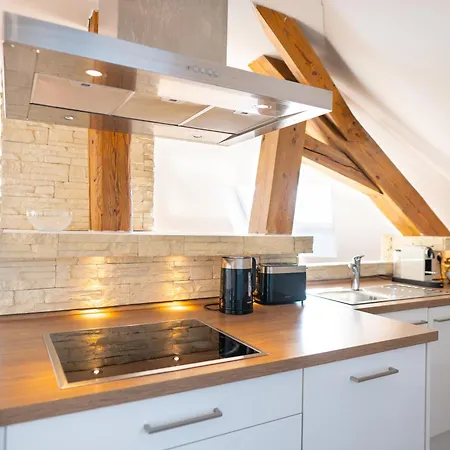 Greentreehomes - Penthouse Oak