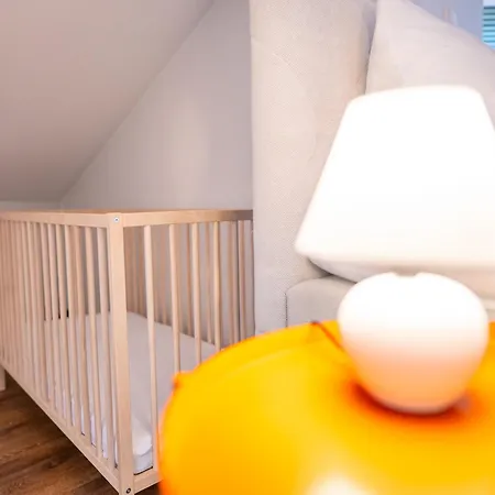 Greentreehomes - Penthouse Eiche - Zentral - Privatparkplatz - Familienfreundlich Apartmán *