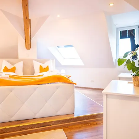 Greentreehomes - Penthouse Eiche - Zentral - Privatparkplatz - Familienfreundlich Apartmán *