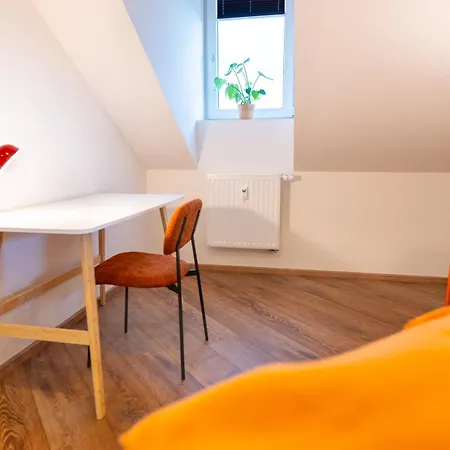 Greentreehomes - Penthouse Eiche - Zentral - Privatparkplatz - Familienfreundlich Daire Bamberg