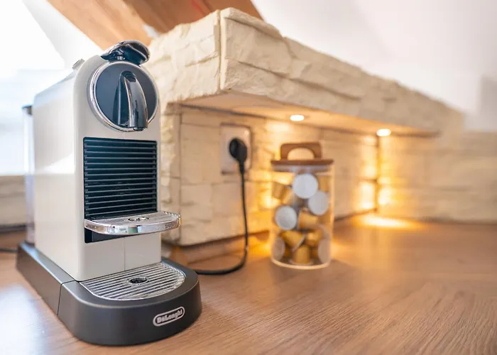 Greentreehomes - Penthouse Oak *